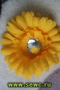Цветок Пион, диаметр 9-10 см., желтый.