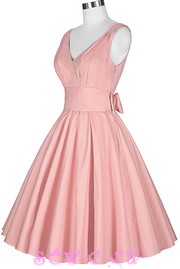 Платье в стиле ретро, цв.розовая пудра, р.M,L