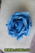 Роза декоративная, диаметр 5-6 см., синяя.